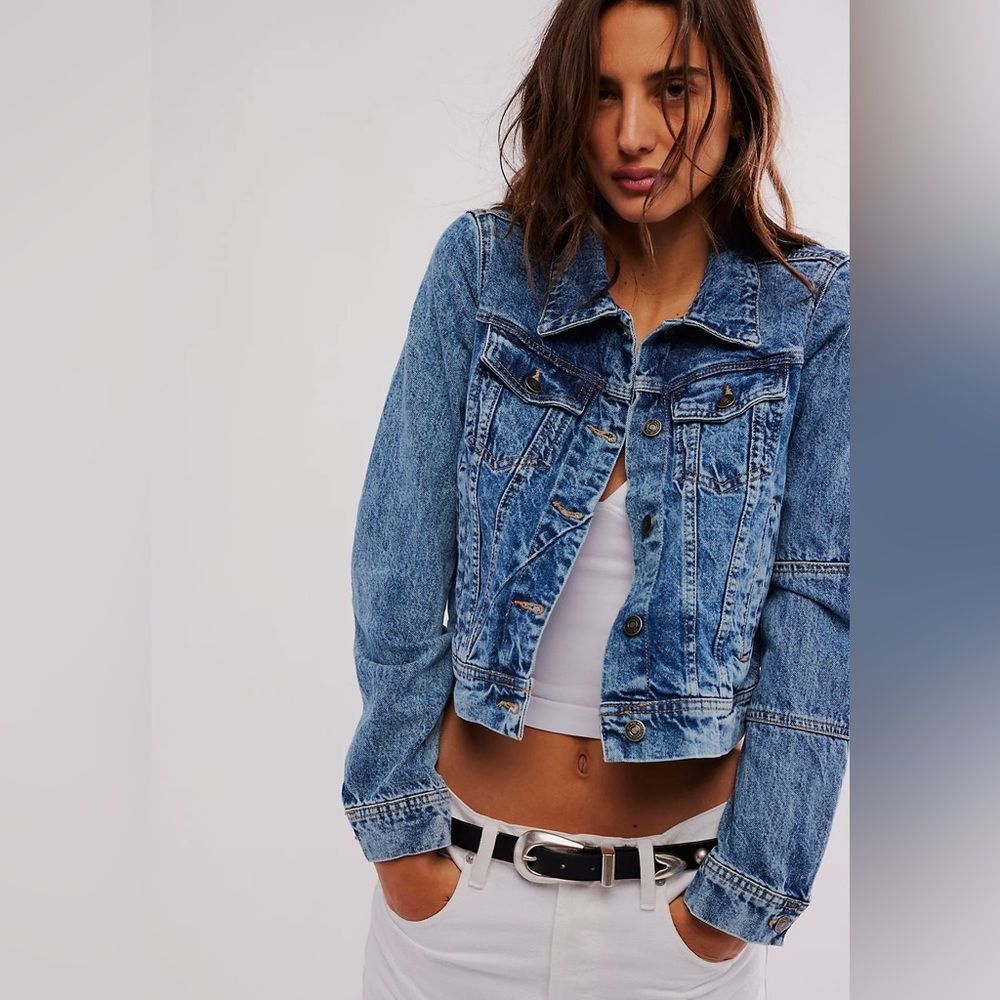 Free People Denim Jacket sz S Boho Western Layering Beach Coastal Preppy - Picture 3 of 16